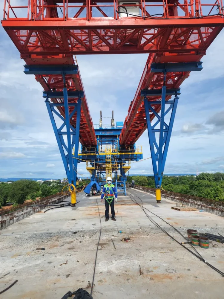 ทีมงาน ISTE Training ที่มีความเข้าใจ Launching Gantry อย่างลึกซึ้ง